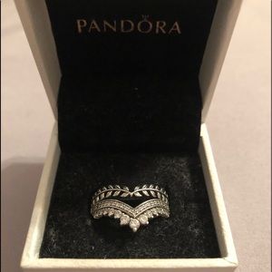 Two stackable pandora rings